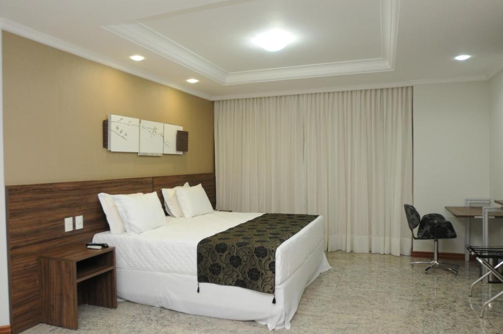  Mavil Plaza Hotel
