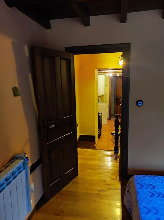 Fotografie z fotogalerie ubytování Casa de Aldea CASA MON v destinaci Levinco