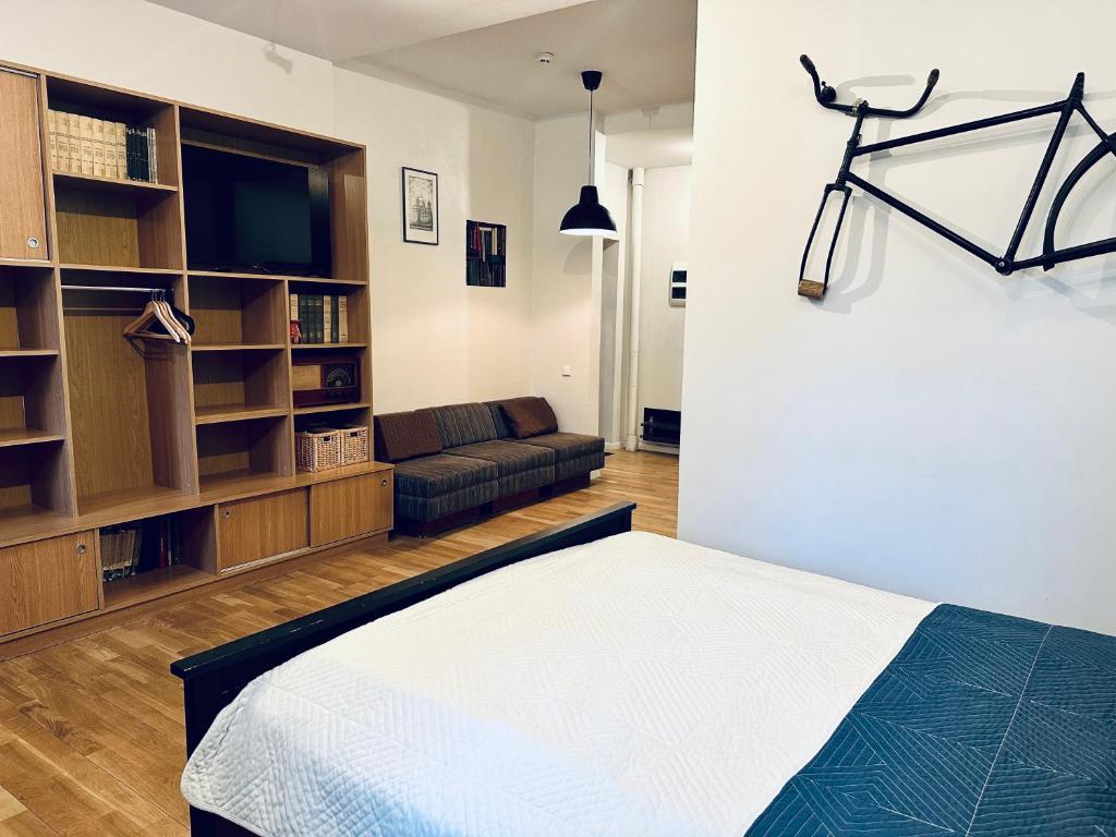 Mini Home Bookshop Studios - Apartment - Ground Floor