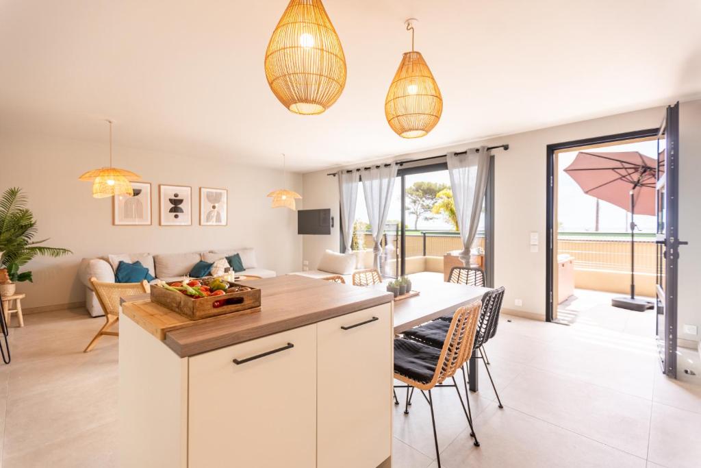 La Villa Sambro - Apartment Mit 2 Schlafzimmern Und Gartenblick