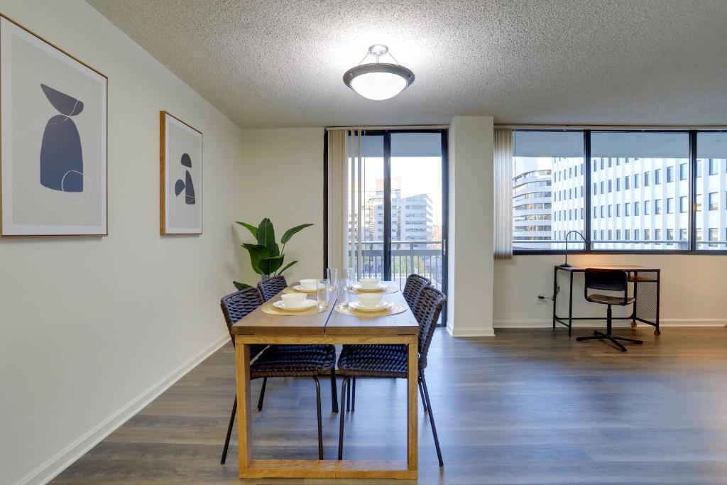 Fotografie z fotogalerie ubytování Convenient Apartment near Metro in Crystal City v destinaci Arlington