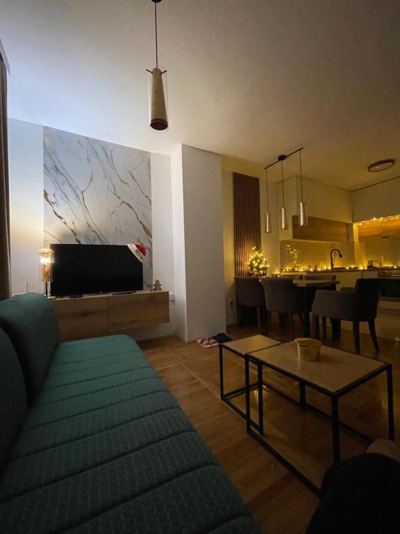 A seating area at Apartman Raj