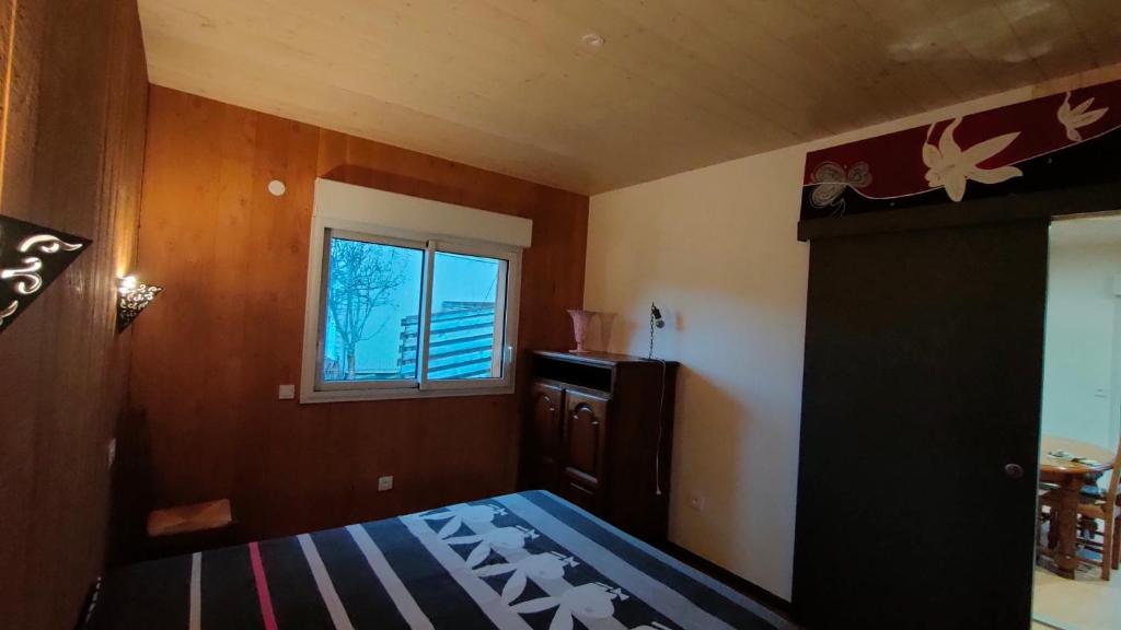 Postel nebo postele na pokoji v ubytování chalet pour amoureux à Gérardmer