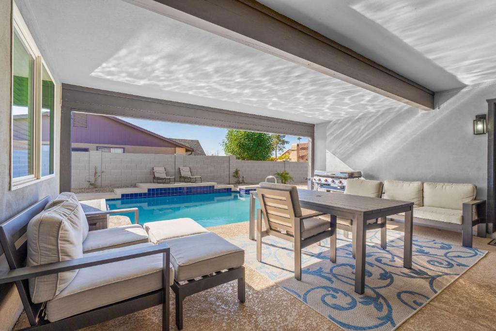 Πισίνα στο ή κοντά στο Phoenix 4 Br Retreat Pool Dog Friendly Games