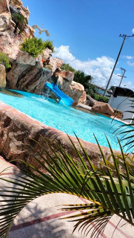 Πισίνα στο ή κοντά στο Casa Vacacional en Conjunto Privado - Flandes, Tolima