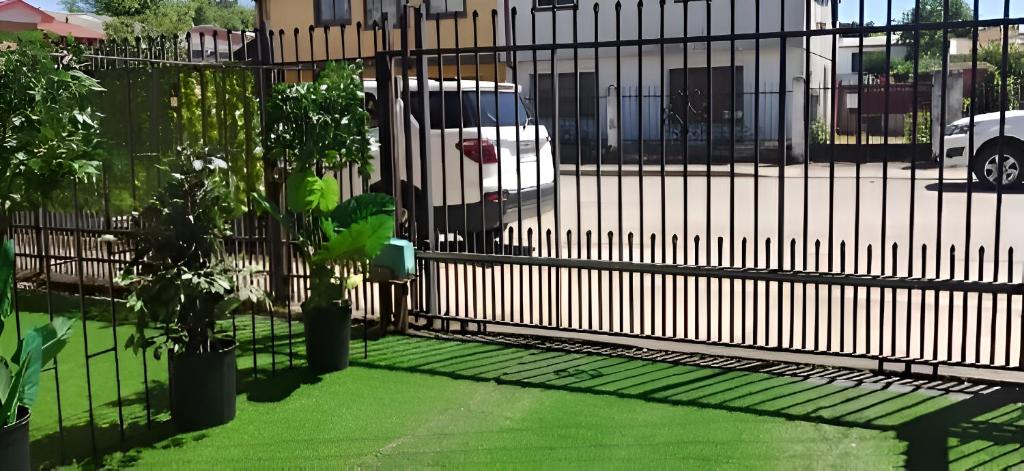Gambar di galeri bagi Cómodo y céntrico hospedaje di Chillán