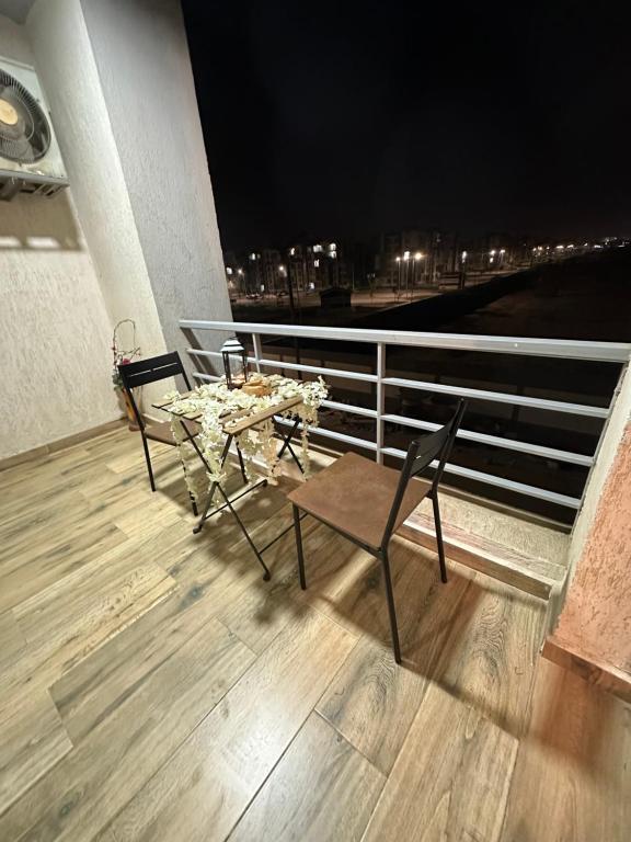 Balkón nebo terasa v ubytování JRE-EG modern aprt Sheikh Zayed