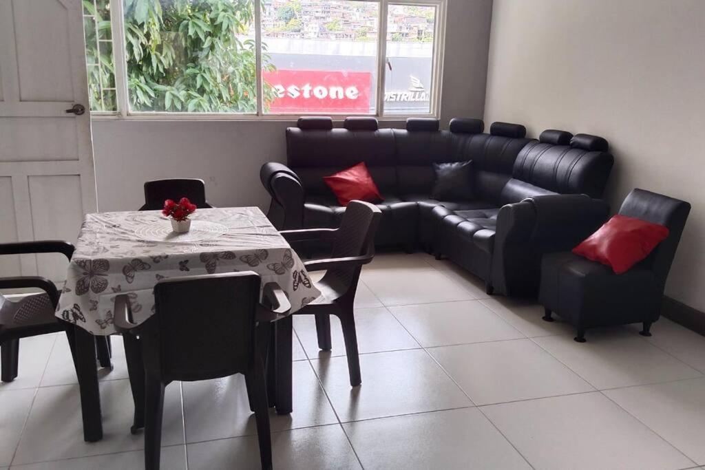 Posezení v ubytování Apartamento amplio y Comodo En el Centro De Florencia