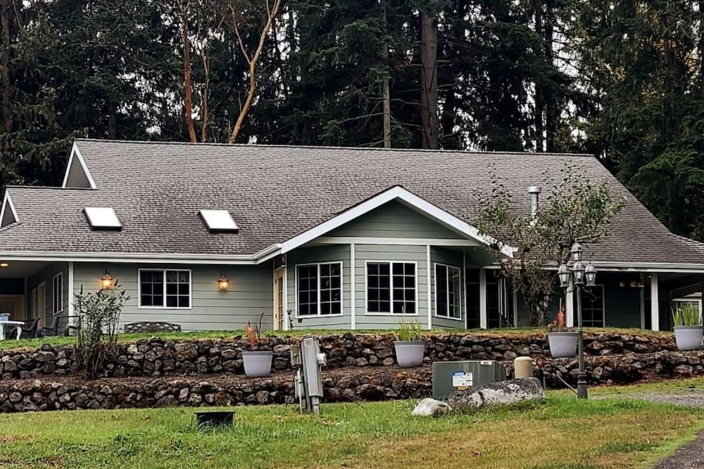 Een tuin van Greentree Pacific House