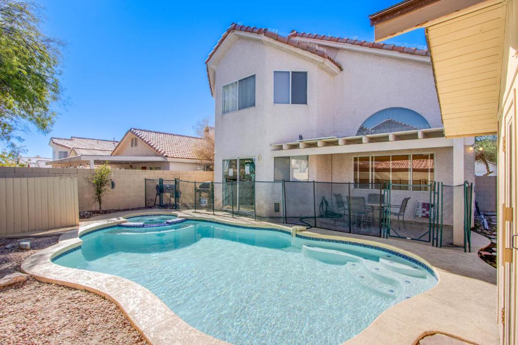 Red Rock Vacation Villa - Housity