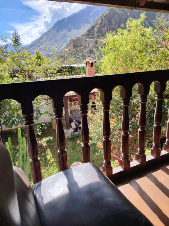Nespecifikovaný výhled na hory nebo výhled na hory při pohledu z hotelu