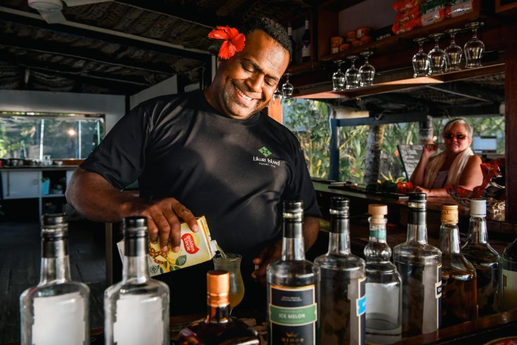 Nápoje v ubytování Likuri Island Resort Fiji