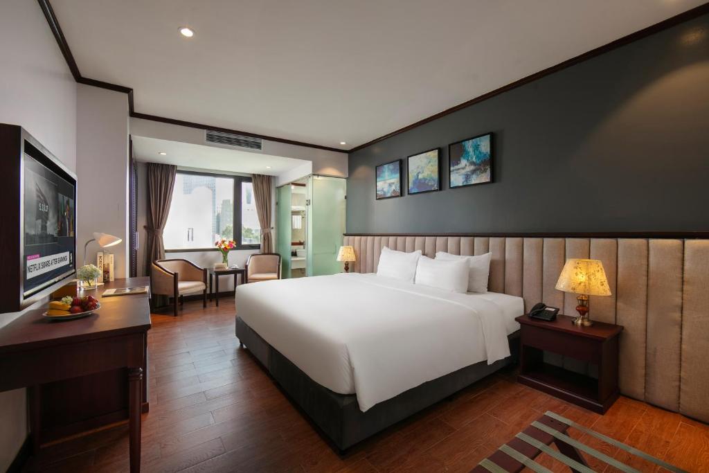 MAY DE VILLE Corner Hotel - 11