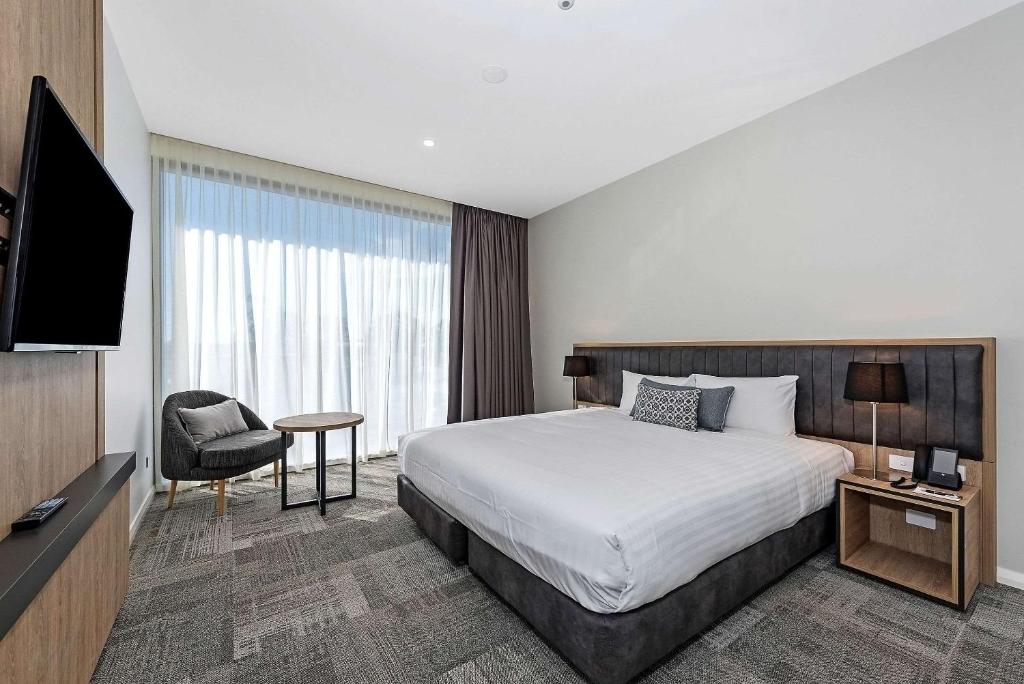 Postel nebo postele na pokoji v ubytování Ingot Hotel Perth, Ascend Hotel Collection