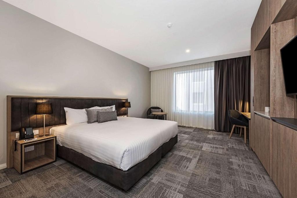 Postel nebo postele na pokoji v ubytování Ingot Hotel Perth, Ascend Hotel Collection