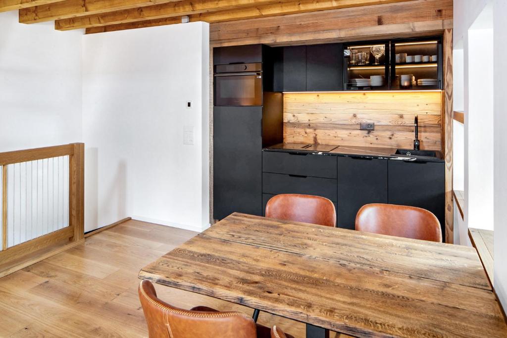 Fotografie z fotogalerie ubytování Pilanous Residence - E-Alpine Suite - Swiss Alps v destinaci Nendaz