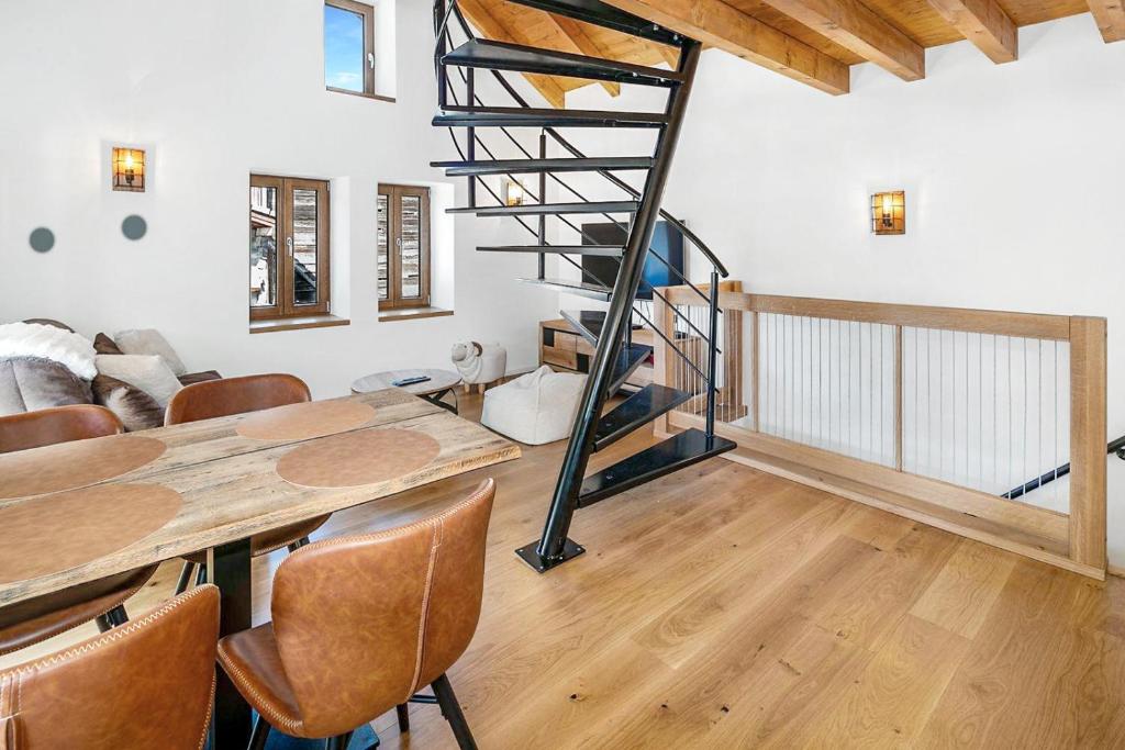 Fotografie z fotogalerie ubytování Pilanous Residence - E-Alpine Suite - Swiss Alps v destinaci Nendaz