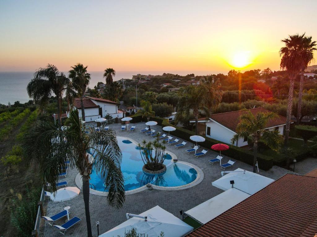 Rosy Hotel Residence
