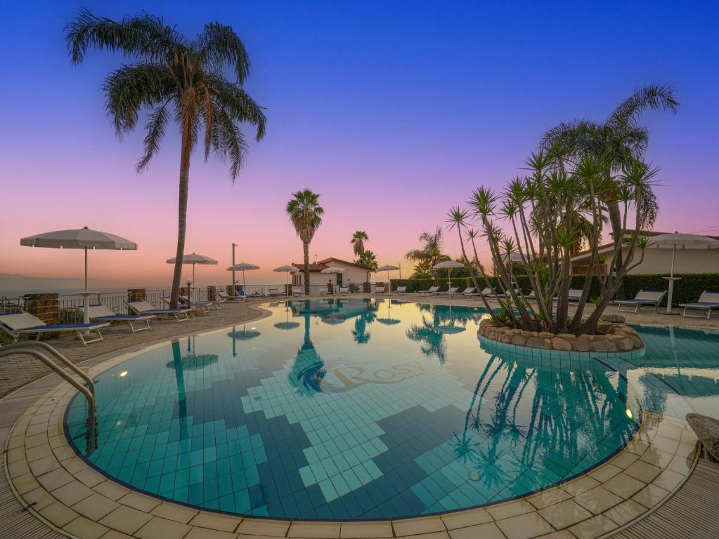Rosy Hotel Residence
