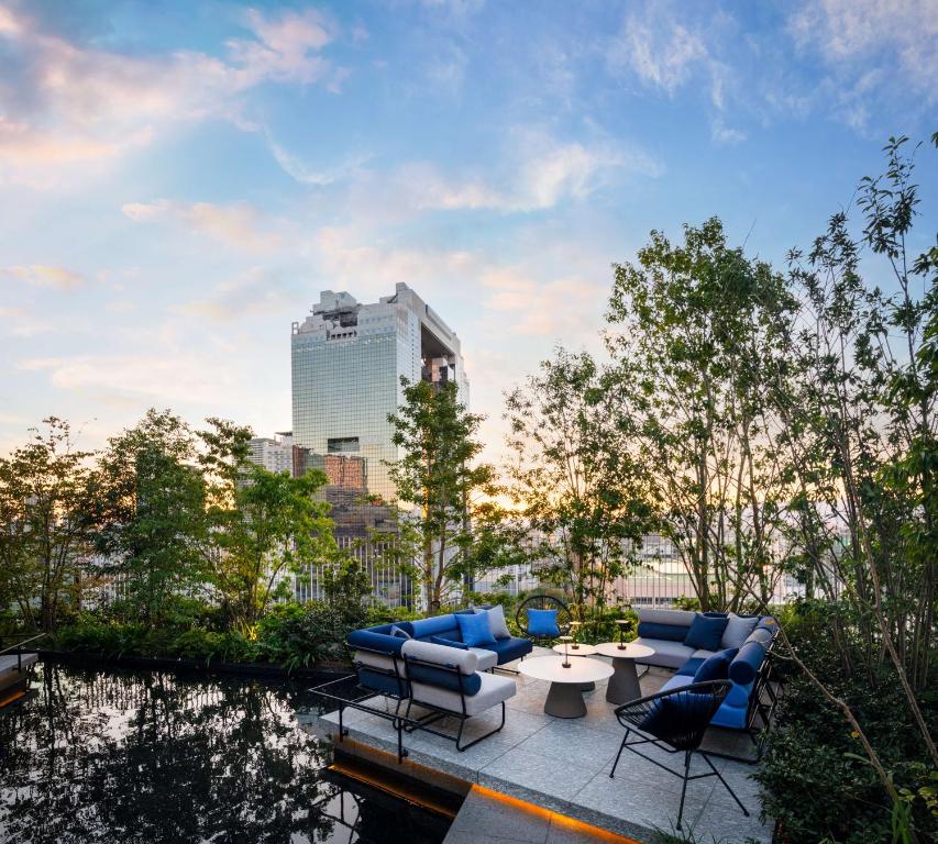 Posezení v ubytování Canopy By Hilton Osaka Umeda