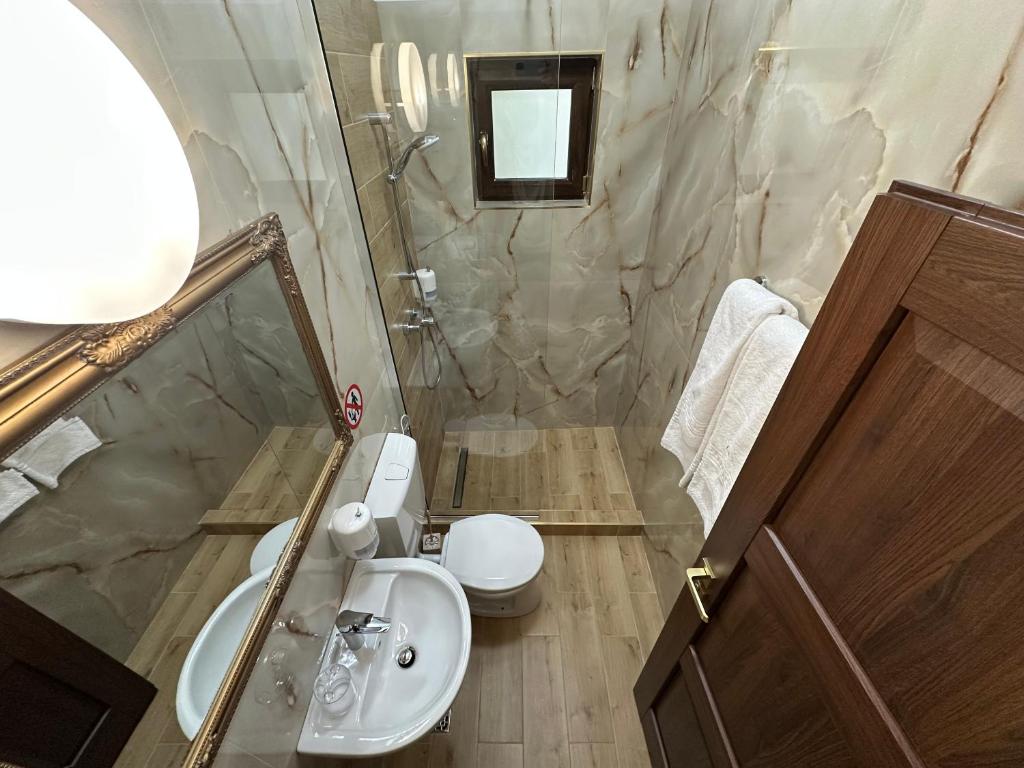 
Triple Room with Balcony
