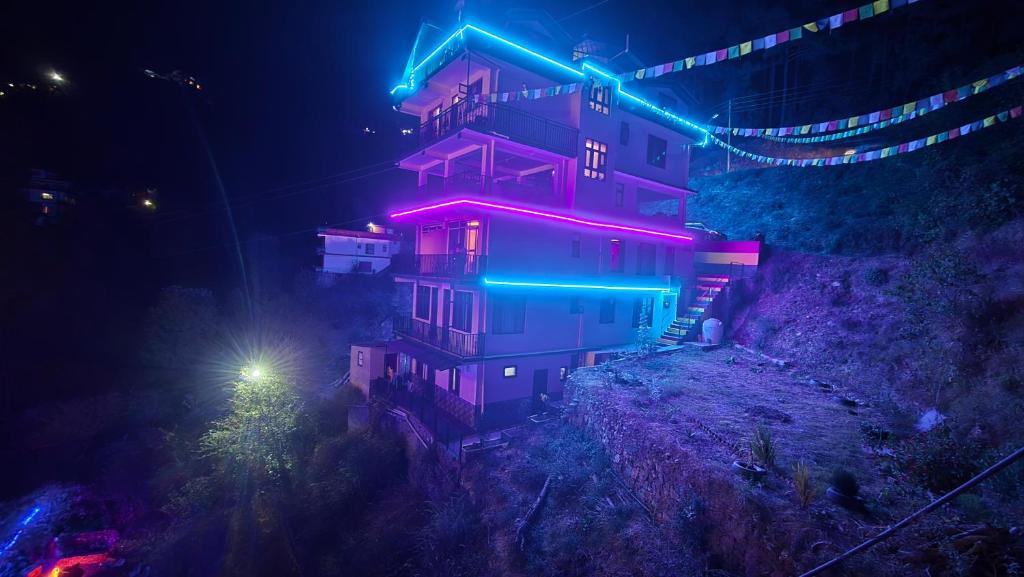Fotografie z fotogalerie ubytování Aagaman Woods v destinaci Šimla