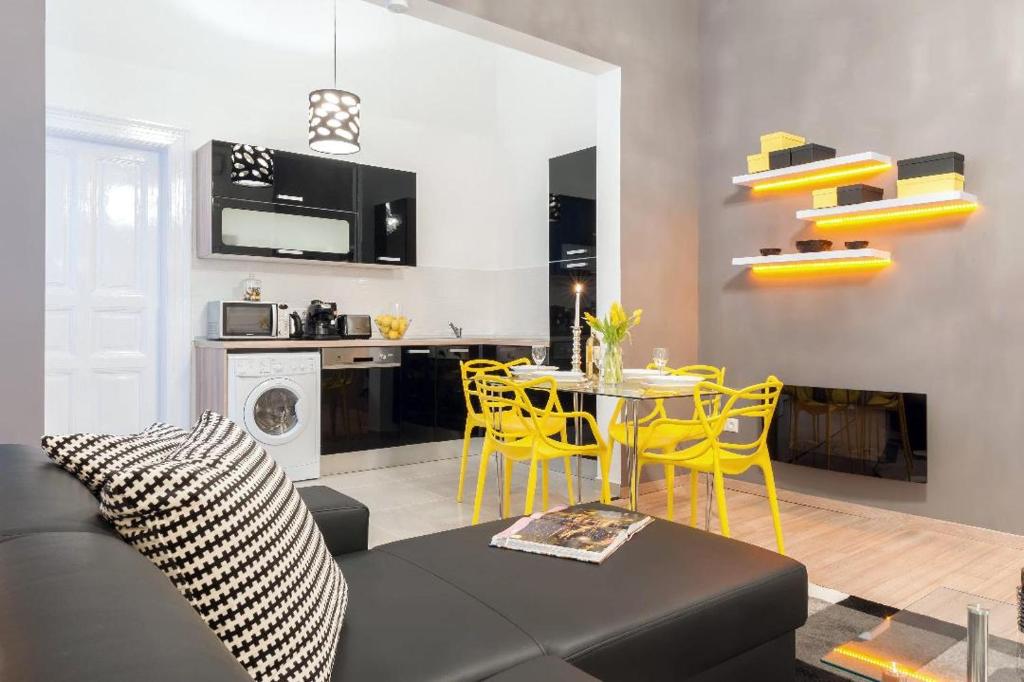 Kazy-Stay 1075 Budapest, Kazinczy utca 8 kép - 1