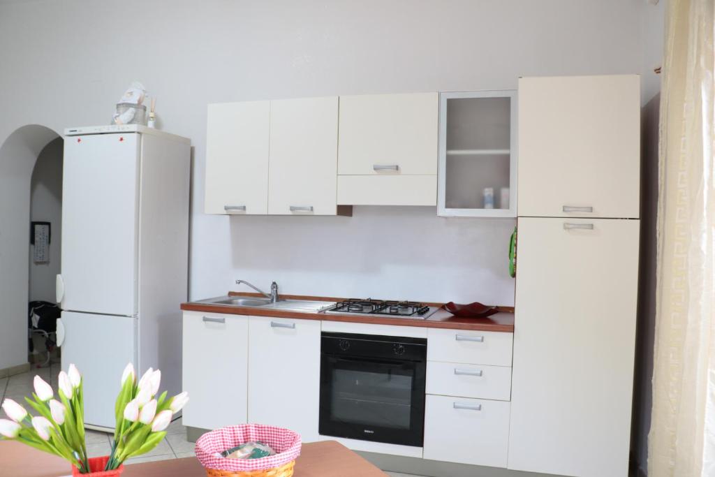 Kuchnia lub aneks kuchenny w obiekcie The Maze Vibo B&B