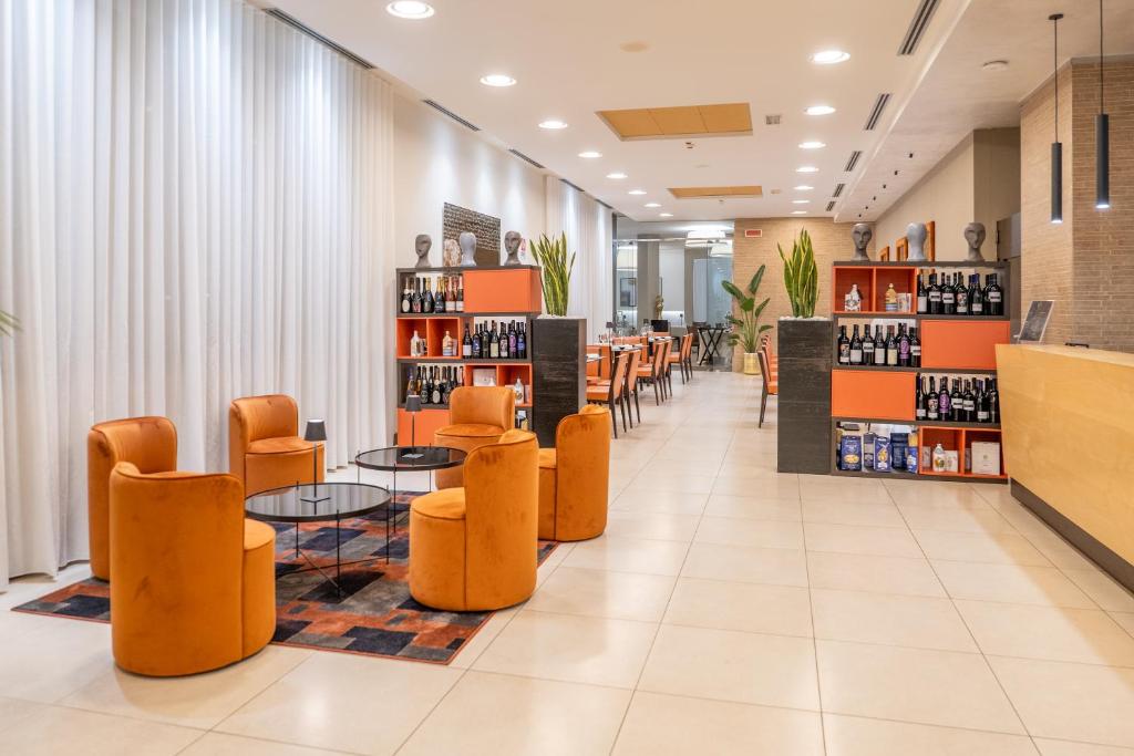 Posezení v ubytování NSM Hotel Palace Lucera