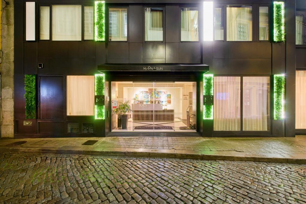 Hotel Moon & Sun Porto - Resim 36