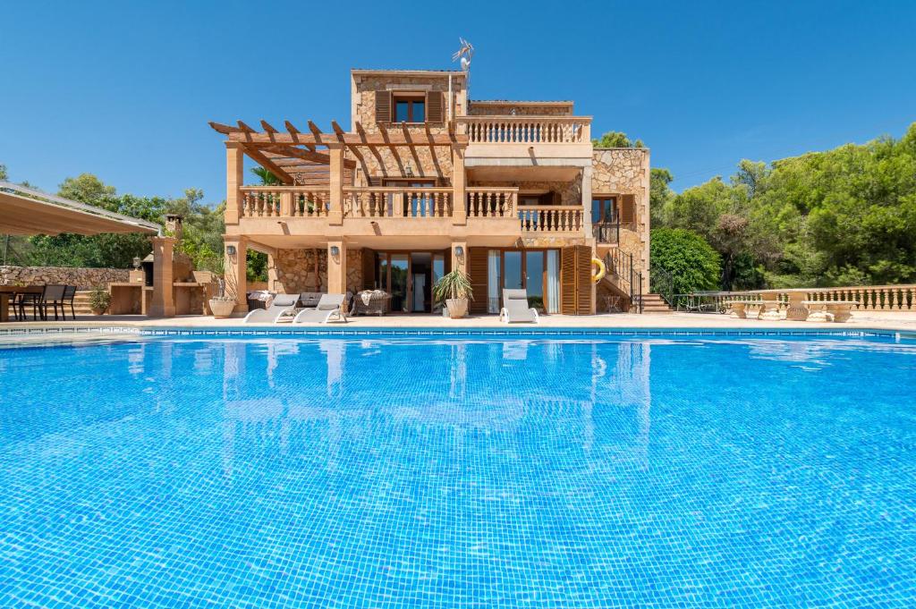 Πισίνα στο ή κοντά στο Finca Sa Estepa by Mallorca House Rent