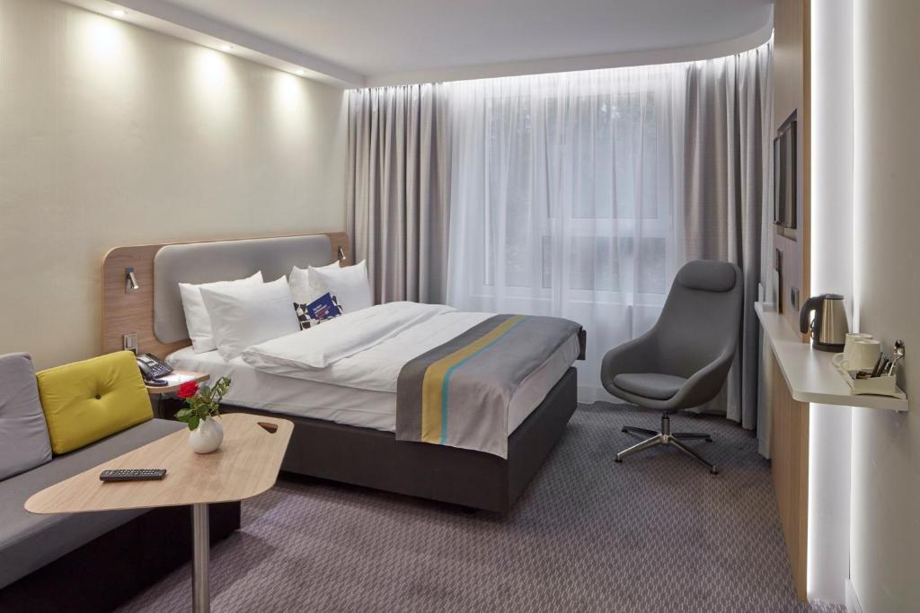 Postel nebo postele na pokoji v ubytování Holiday Inn Express - Merzig by IHG