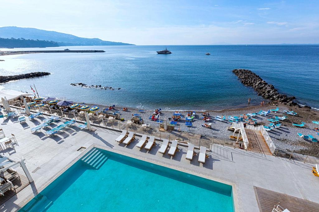 Resort Meta Resort Meta