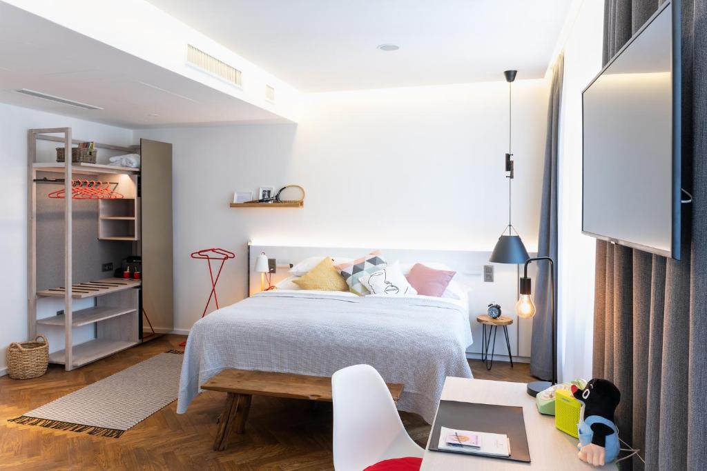 Comfort Double or Twin Room