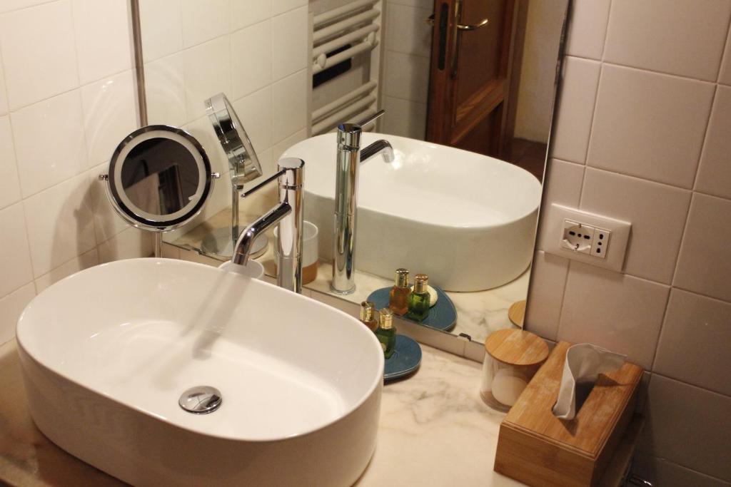 Koupelna v ubytování Relais San Damian