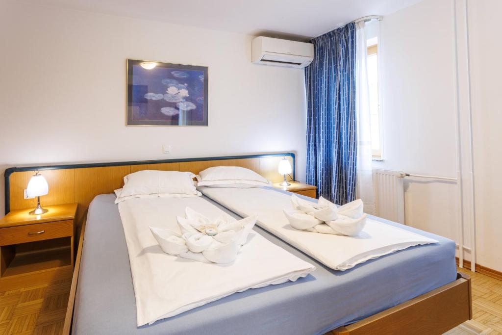 Hotel Vegov Hram - Habitación Doble