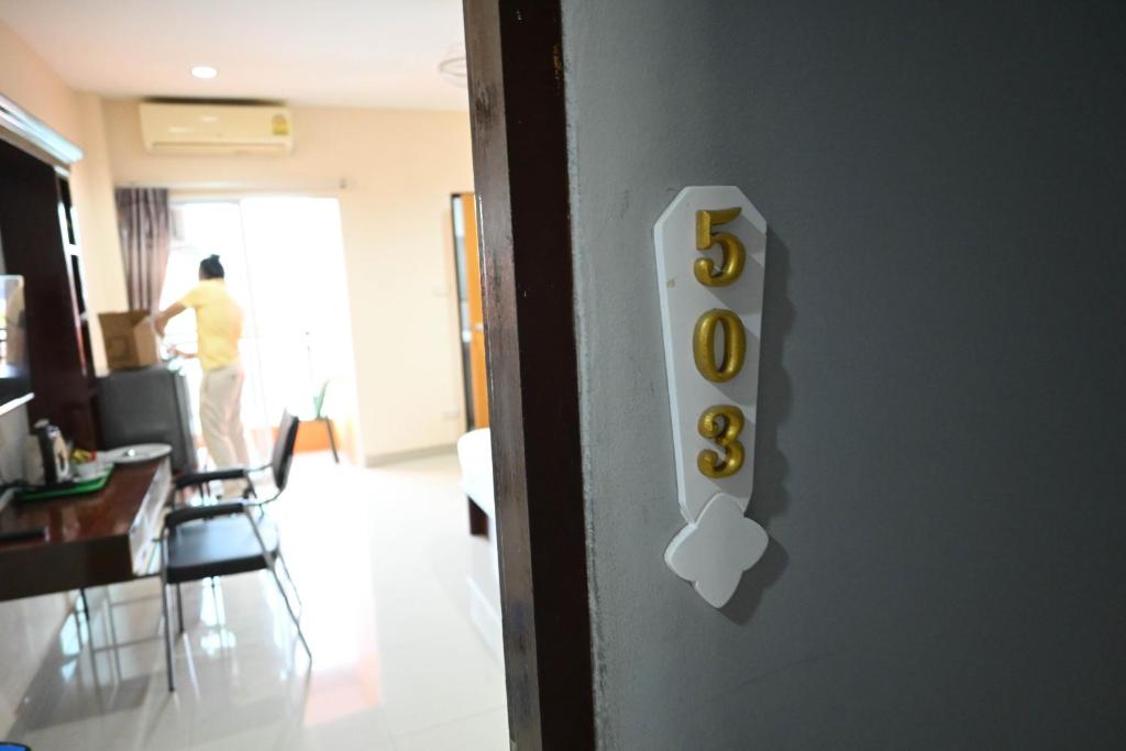 Royal Star Suites pattaya - Resim 19