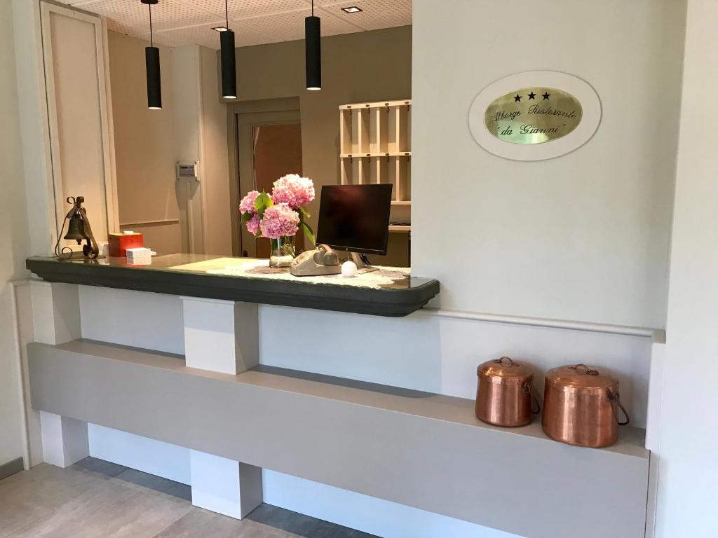 Fotografie z fotogalerie ubytování Da Gianni Hotel v destinaci Zogno