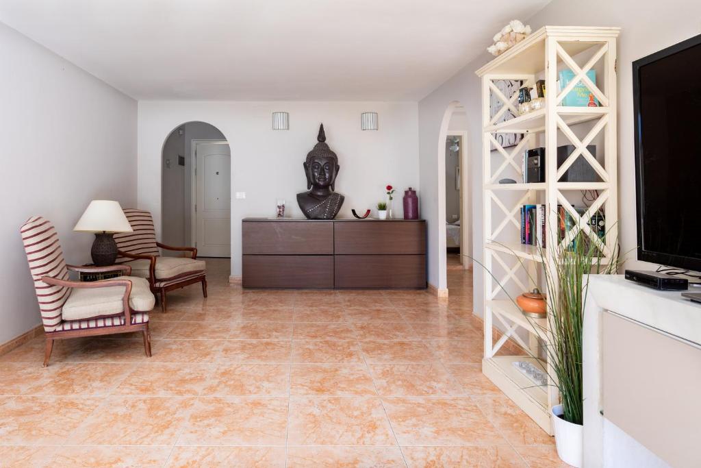 Televízia a/alebo spoločenská miestnosť v ubytovaní Classbnb - luxurious villa 1,5 kilometers from Costa Adeje
