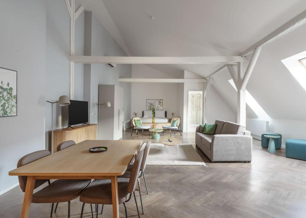 
Comfort Suite with sofa bed
