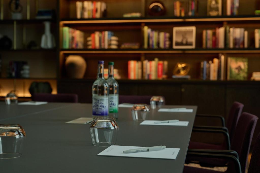 The Resident Edinburgh - Resim 18