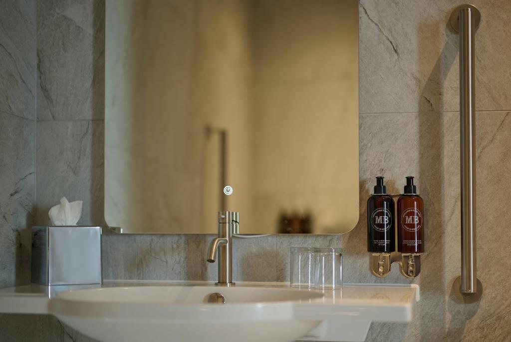 The Resident Edinburgh - Resim 42