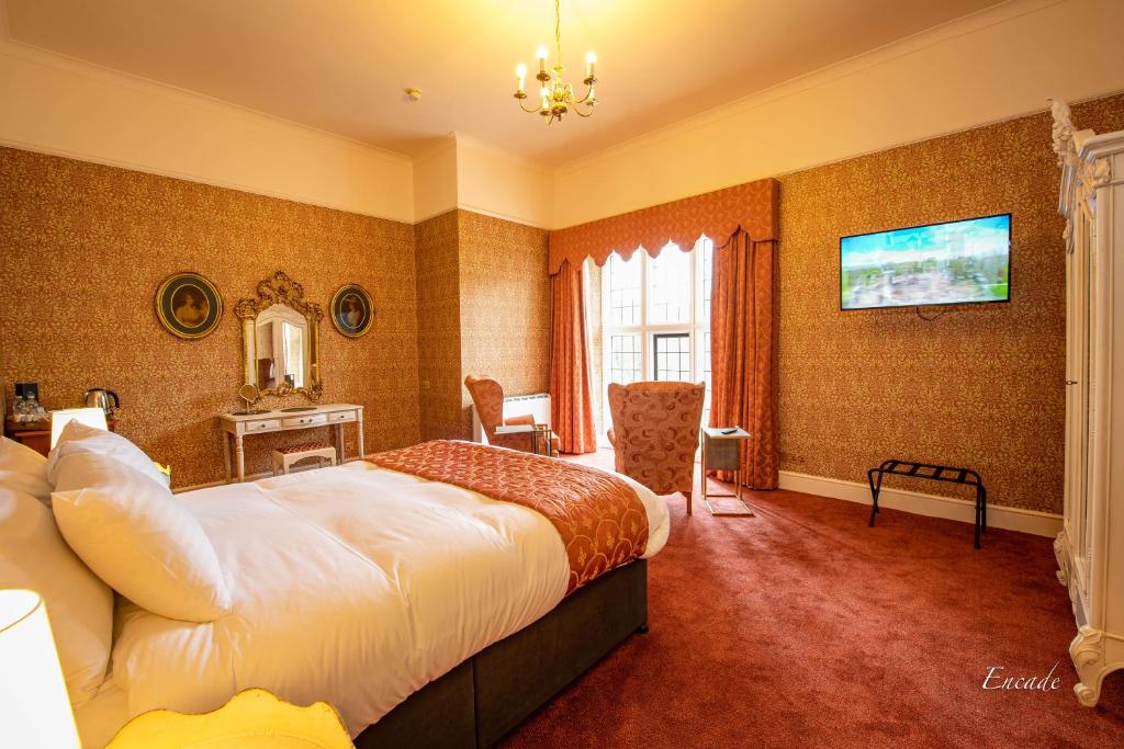 Broome Park Hotel - 