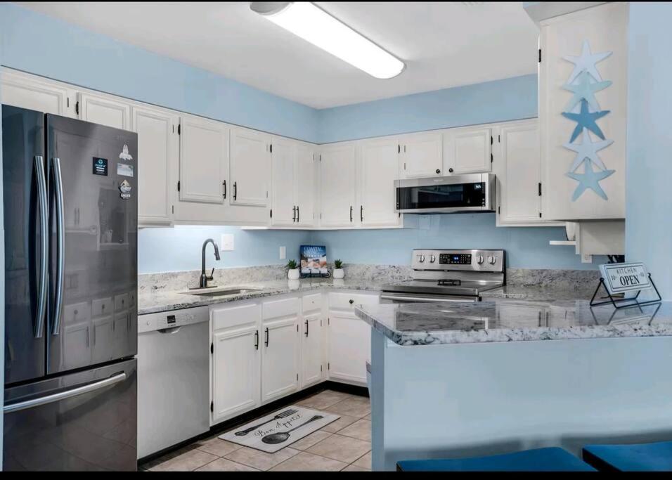 A cozinha ou cozinha compacta de Seashell Suite!
