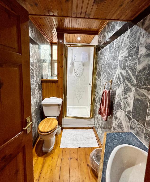 The Egerton Arms Hotel Salford - Resim 7