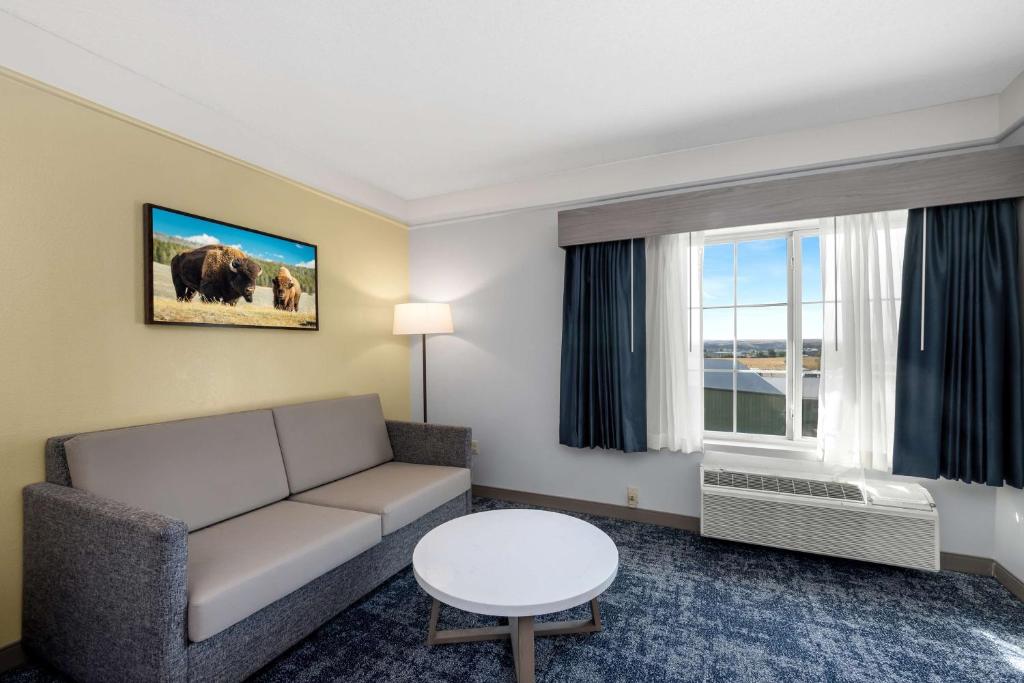 SureStay Plus Hotel by Best Western Billings photo