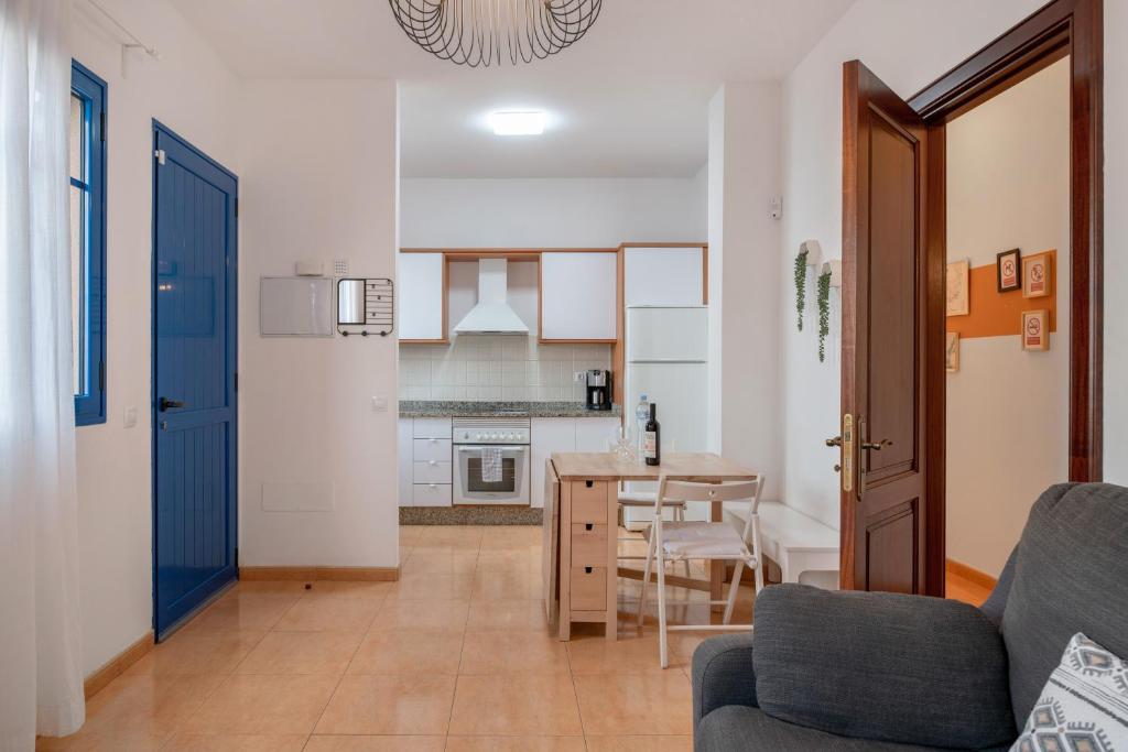 Kuchyňa alebo kuchynka v ubytovaní Precioso Apartamento En Lanzarote