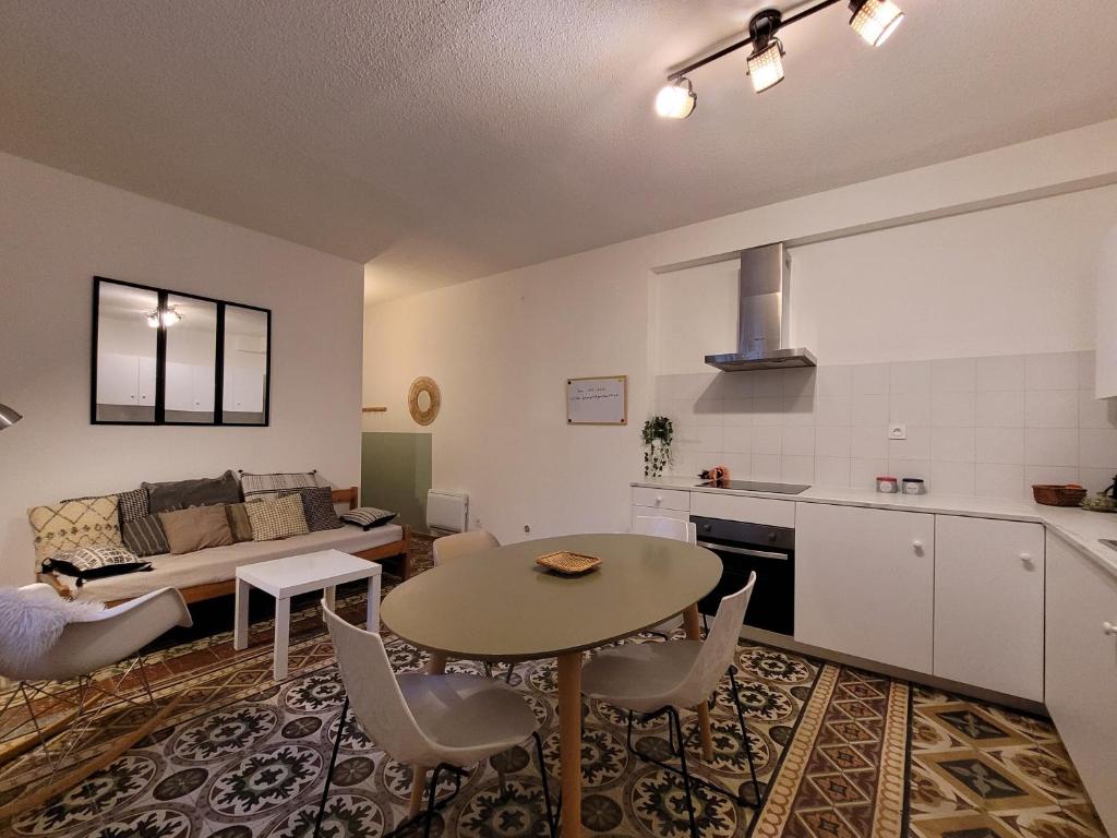 Photo de la galerie de l'établissement Vacances, Business & Etudiants, à Le Soler