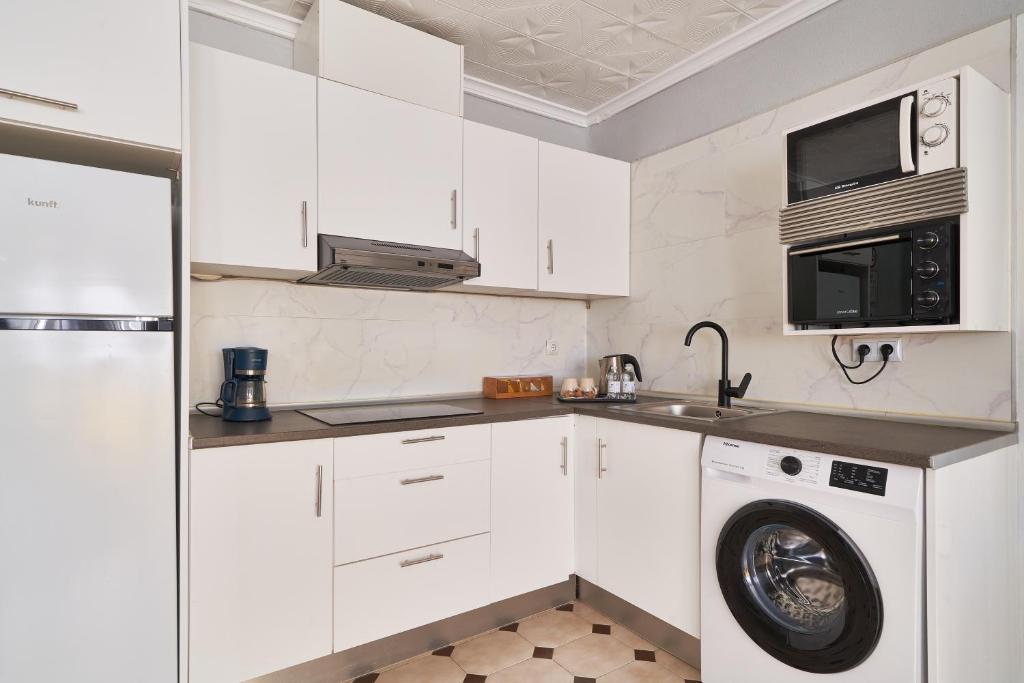 Kuchyňa alebo kuchynka v ubytovaní Fantástico apartamento junto a la estación