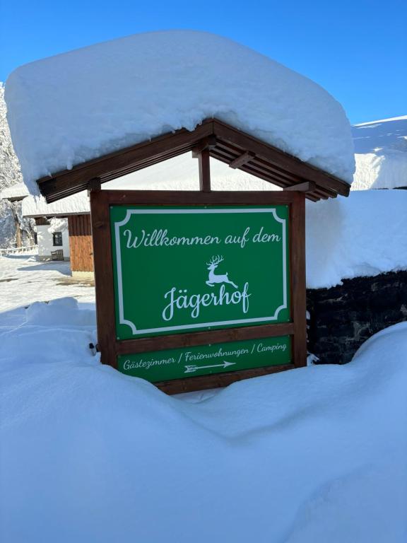 Jägerhof und Jägerstadel v zimě